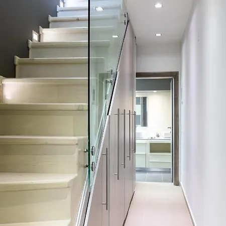 Boutique Apartment *